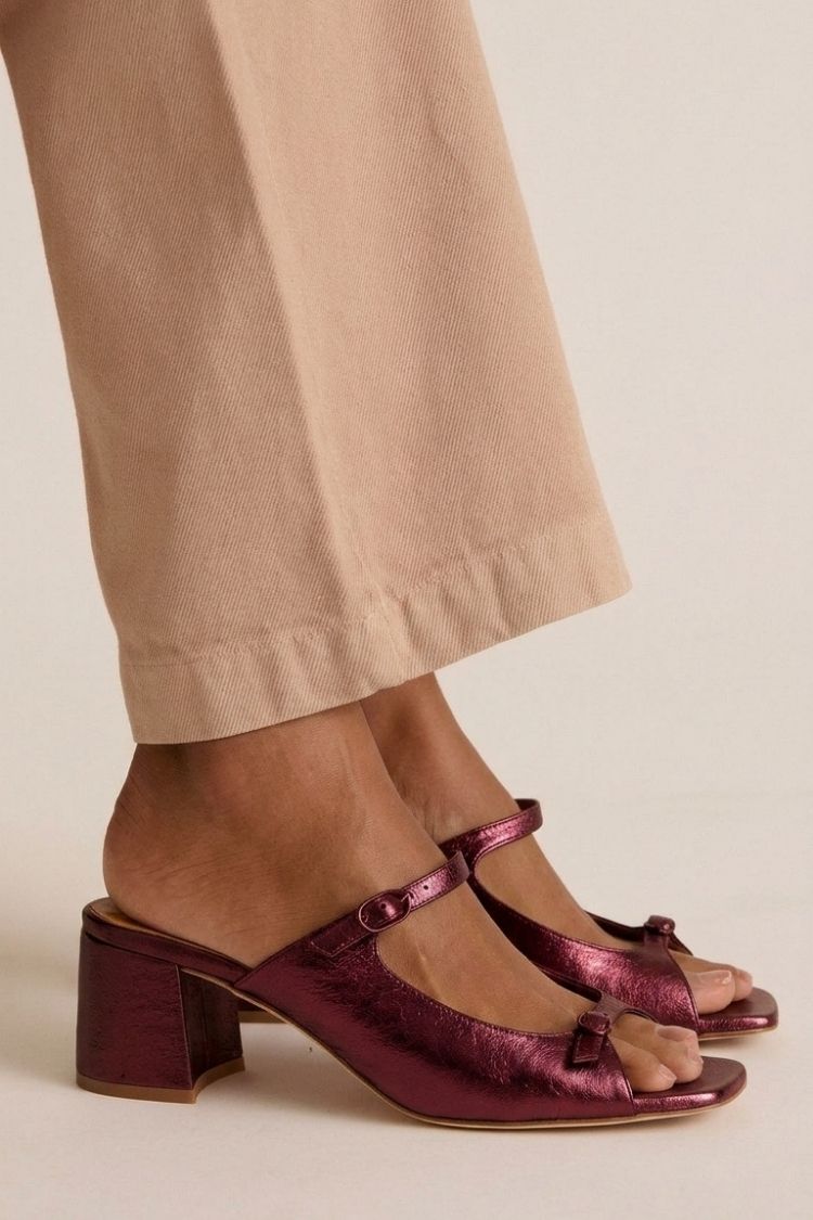 Plum / 12