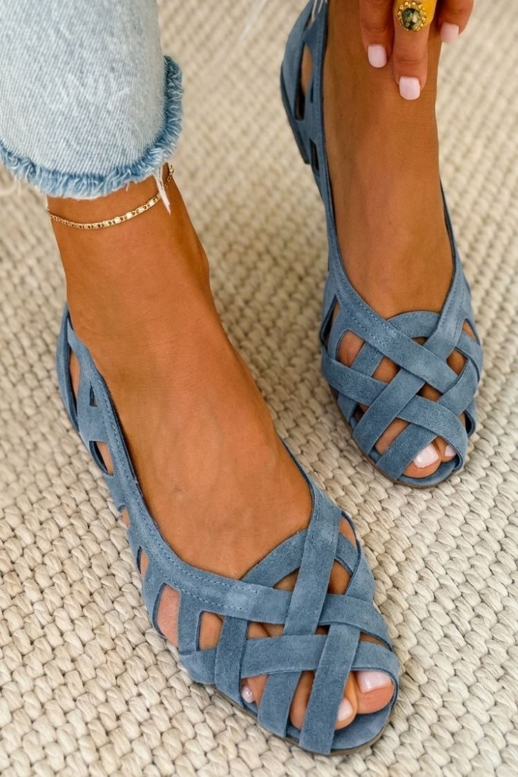 Sky Blue / 12