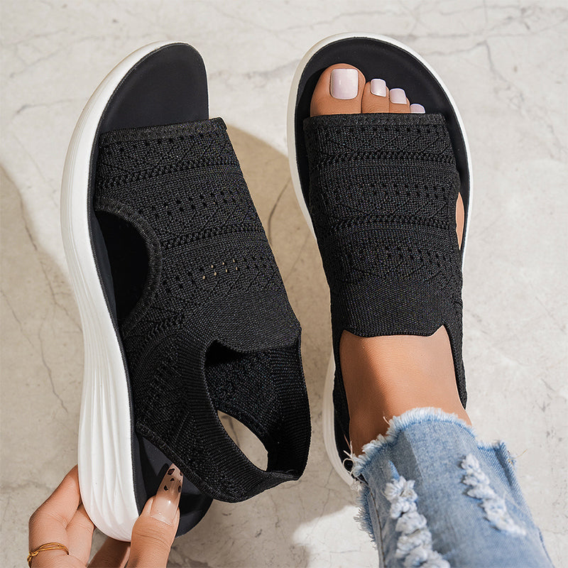 Black / 12